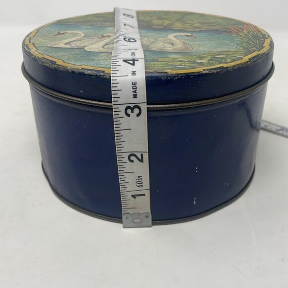 Vintage Swimming Swans Round Tin - Picture 9 of 9